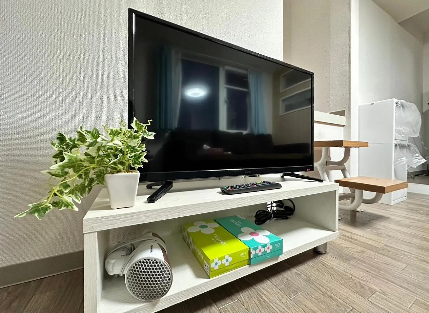Apartment Ams Hiragishi: Bright Room Near Hiragishi Station & Sapporo Dome Japan