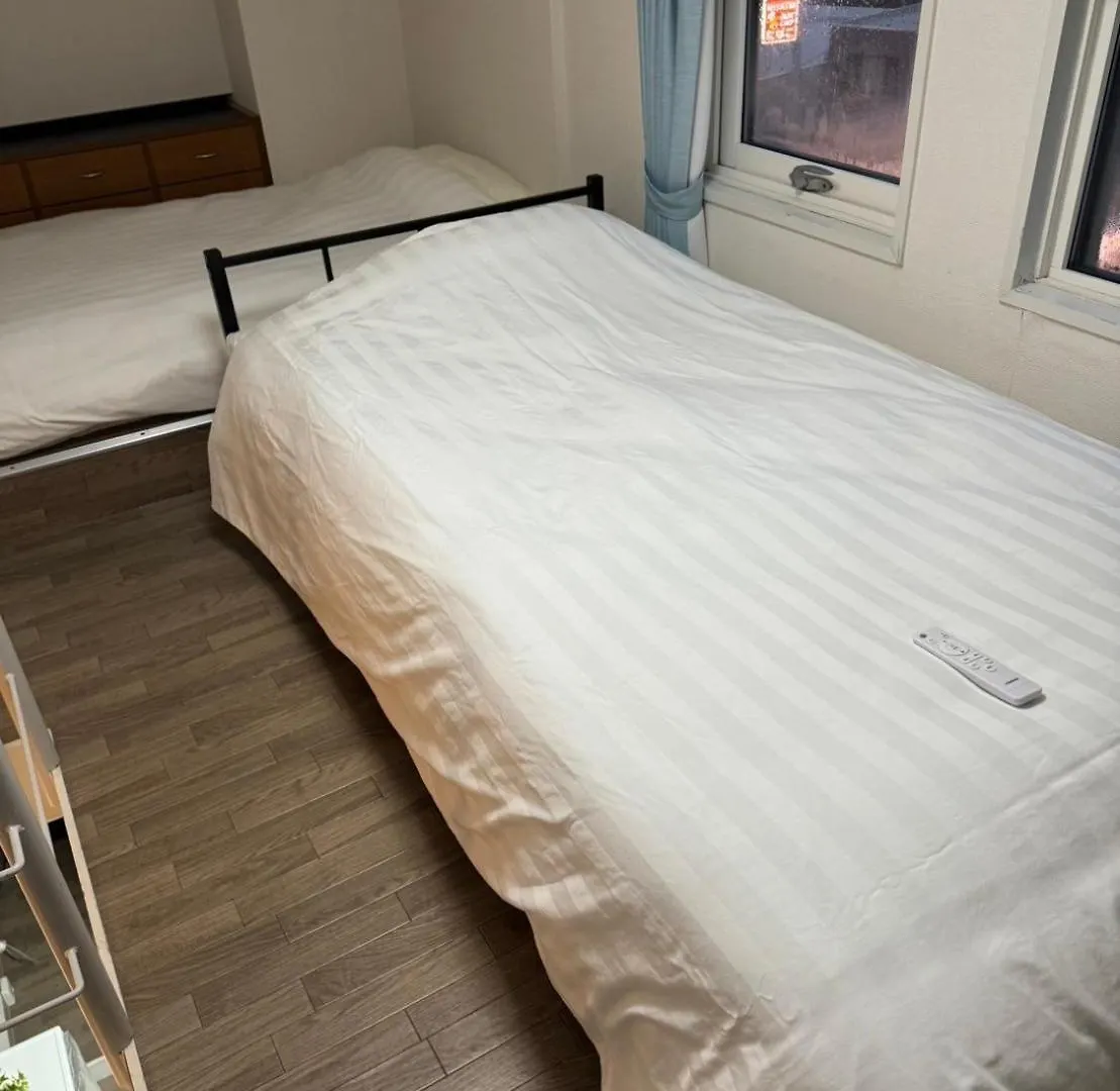 Ams Hiragishi: Bright Room Near Hiragishi Station & Sapporo Dome Apartment