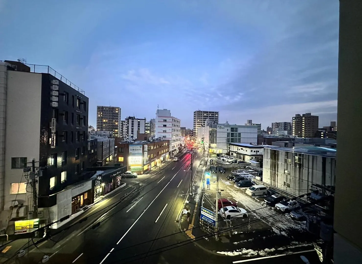 Apartmán Ams Hiragishi 11 Rm 502 平岸駅から3分 解放感あって明るいお部屋 家族やお友達と 札幌ドームや中心部まで1駅 0*, Sapporo