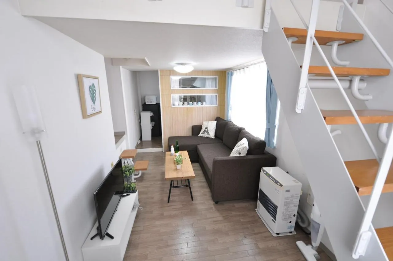 Apartmán Ams Hiragishi 11 Rm 502 平岸駅から3分 解放感あって明るいお部屋 家族やお友達と 札幌ドームや中心部まで1駅  Sapporo